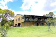 Nice house on 20 acres,  just 10mn to Gympie CBD